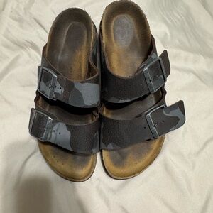 Kids Black Camo Birkenstocks